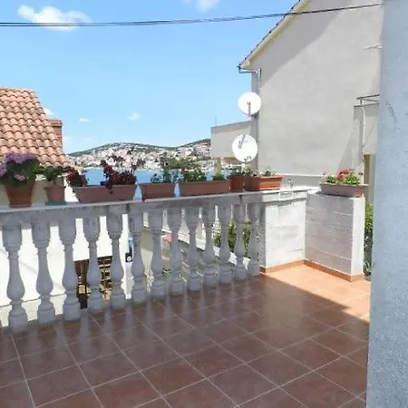 Apartments Branko Tisno Exterior photo