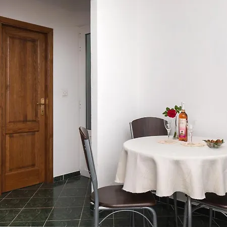 Apartments Branko Tisno Exterior photo
