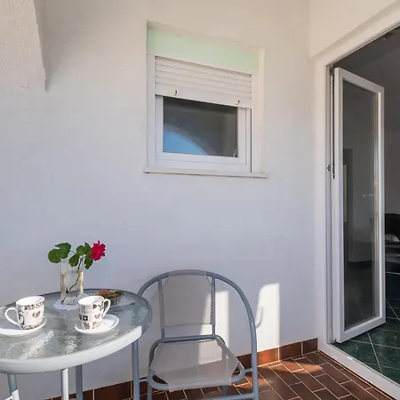 Apartments Branko Tisno Exterior photo